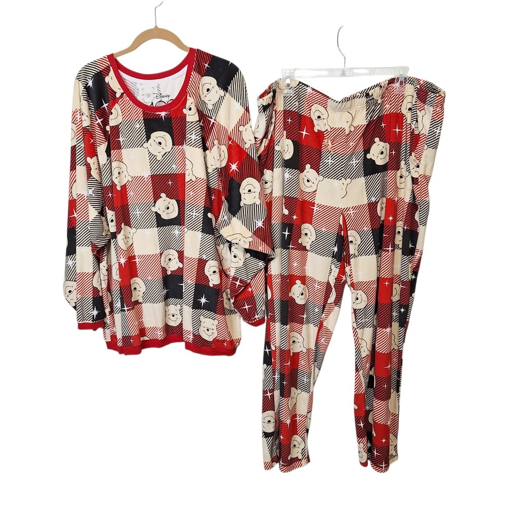 Disney 100 Womens 3X Pajama Set Winnie the Pooh Red Black Cream Check  Fleece‎
